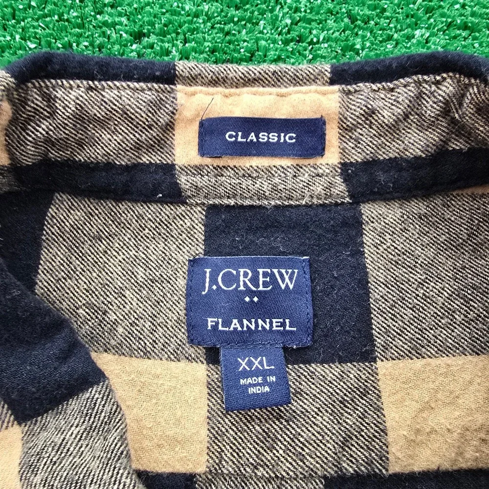 J.Crew Flannel Shirt Mens 2XL Black Beige‎ Plaid Button Up Long Sleeve Classic